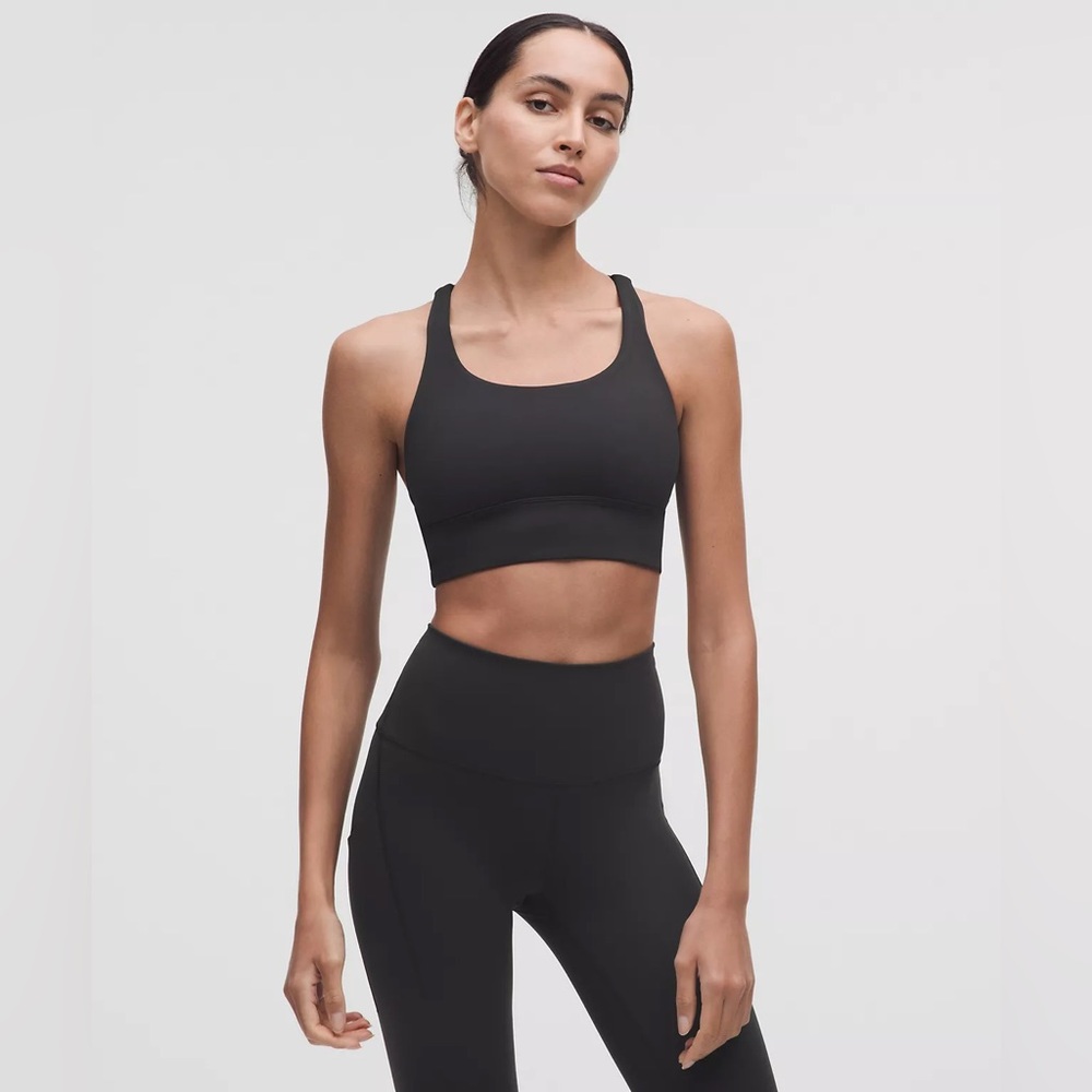 Lululemon Energy Longline Bra Black Size 6 Medium Support Pads Included